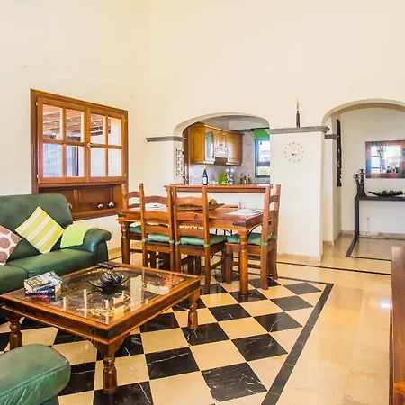 Villa Villa Eleonor In Playa Blanca *