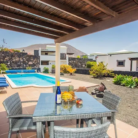 Villa Eleonor In Playa Blanca *
